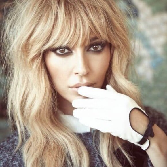 Ombre Dirt Blonde Wig With Bangs - Picture 1 of 5